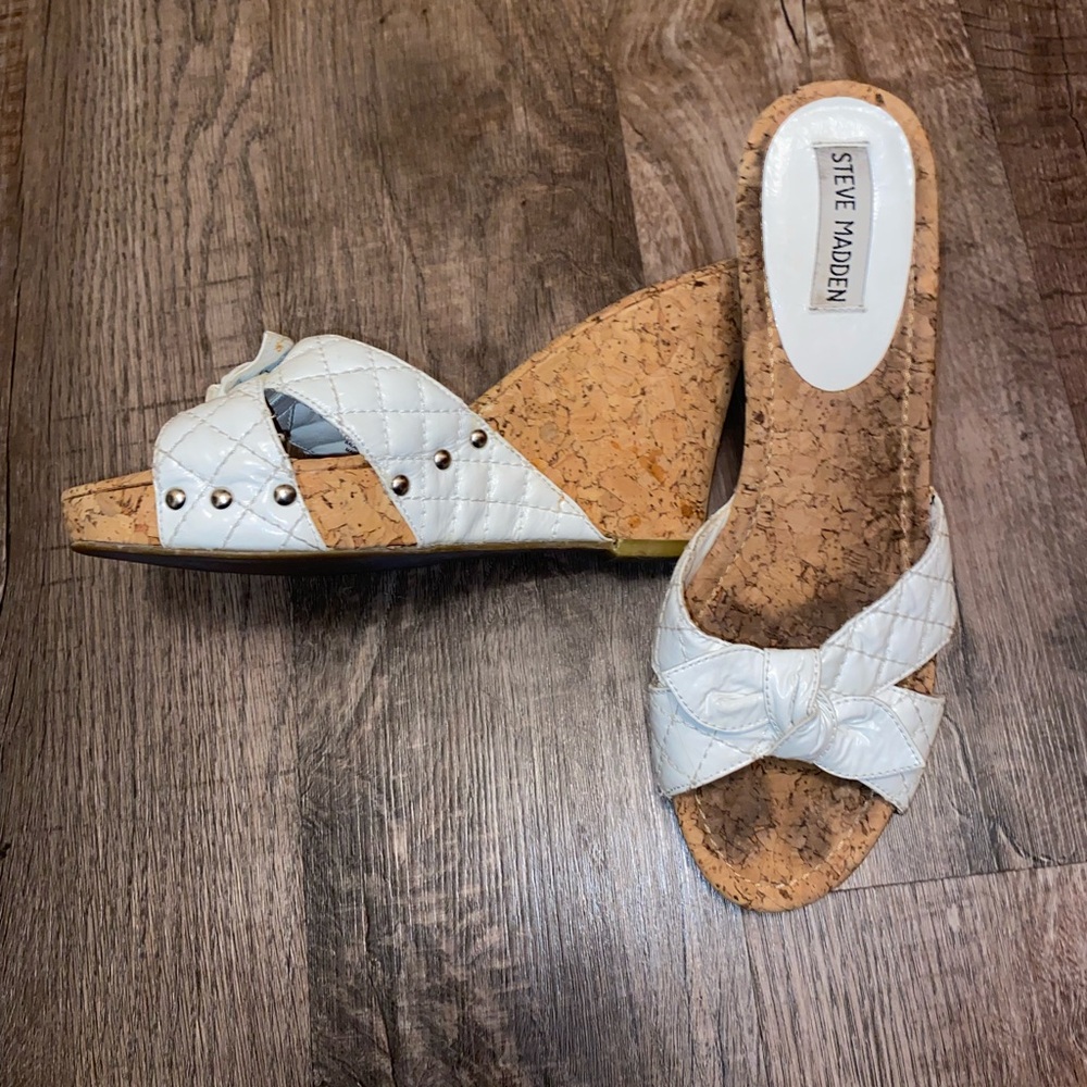 Steve Madden tie sandal shoes